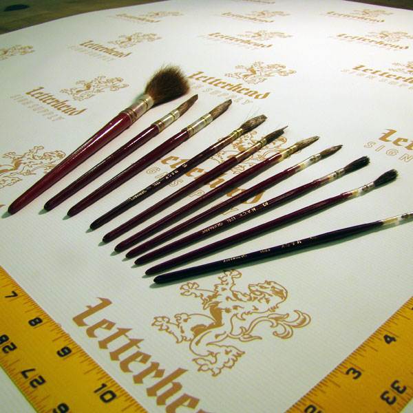 Custom Shop Pinstriping Brush Starter Set with 6 Lettering Quill Brushes  and Pinstriping Brush Preserving Oil