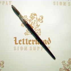 Lettering Quill Brown Squirrel size 9 series 179L