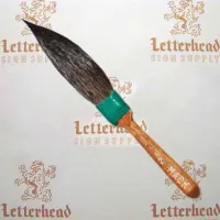 dagger pinstripe brush series 30 size 2