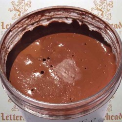 Traditional French Red Wet Clay Bole - 4oz Traditional French Red Wet Clay Bole - 4oz